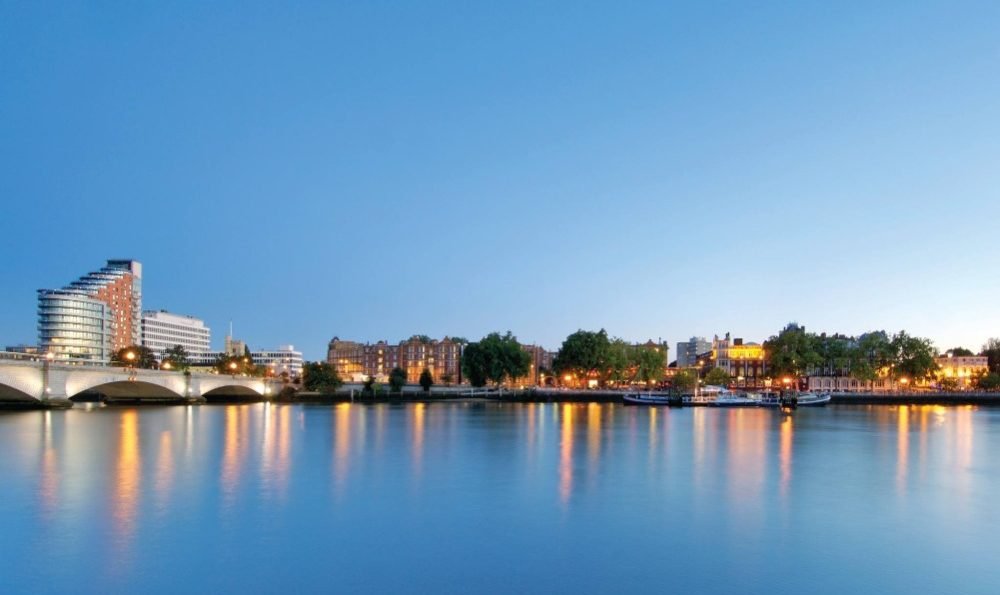 Putney High Street and surrounding area showing vibrant local community